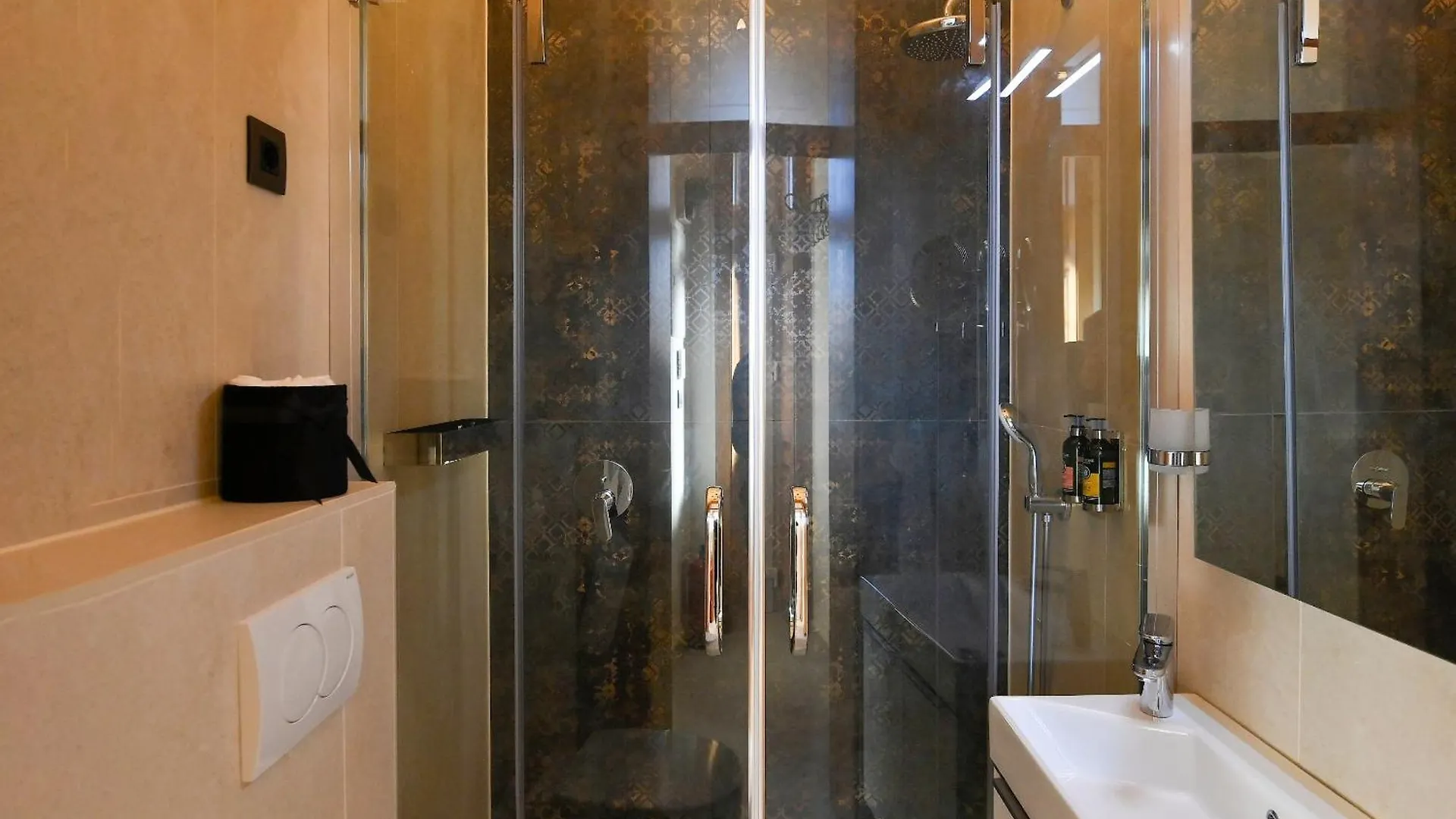 Railway Apartment Rijeka